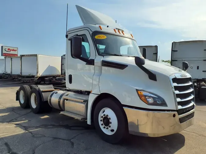 2020 FREIGHTLINER NEW CASCADIA PX12664