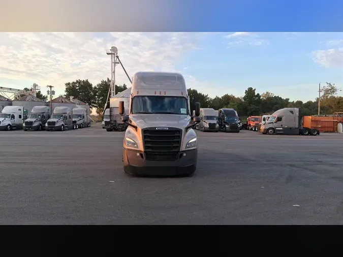 2023 Freightliner Cascadia 126d69a712c1ce69ba6472e3559dbd459a8