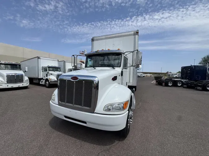 2020 Peterbilt 337