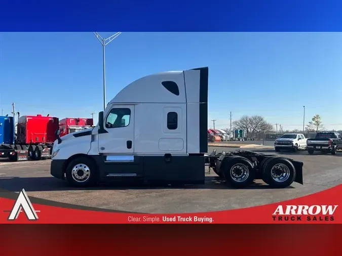 2022 FREIGHTLINER CA126