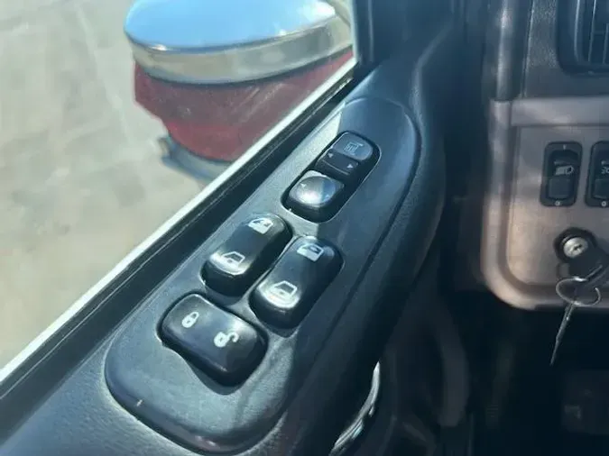 2021 Peterbilt 389