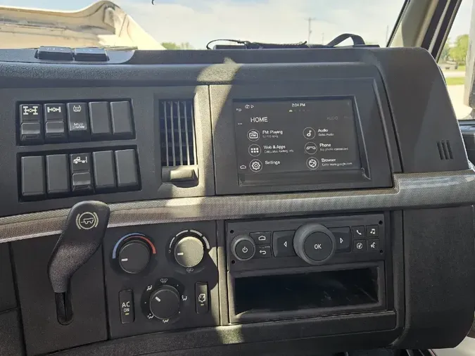 2023 VOLVO VHD64FT300d6a44384f55b1fa00eb0744063873dbc