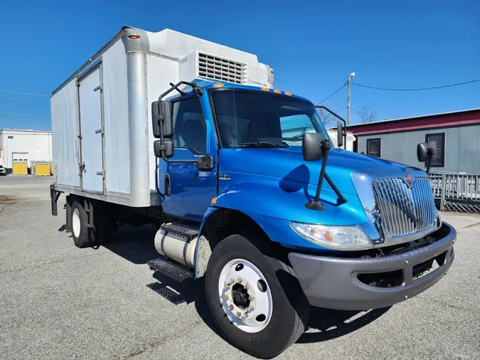 2020 NAVISTAR INTERNATIONAL MV607 (4X2)