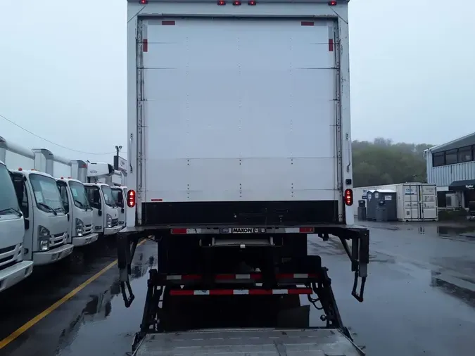 2018 FREIGHTLINER M2 106