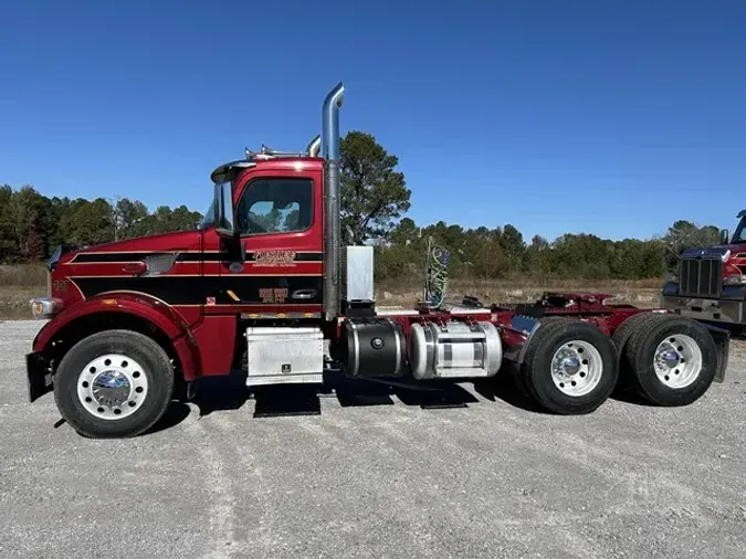 2020 PETERBILT 567