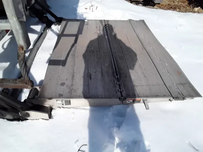 2019 FREIGHTLINER/MERCEDES M2 106