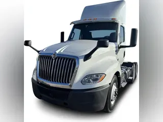 2019 International LT625