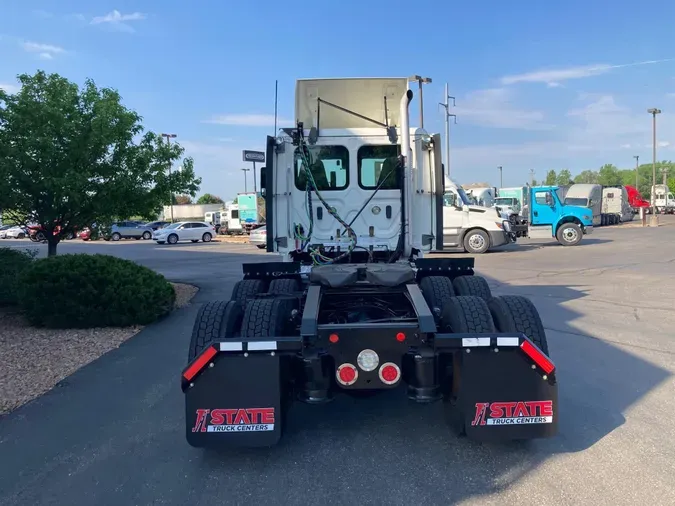 2021 Freightliner New Cascadia