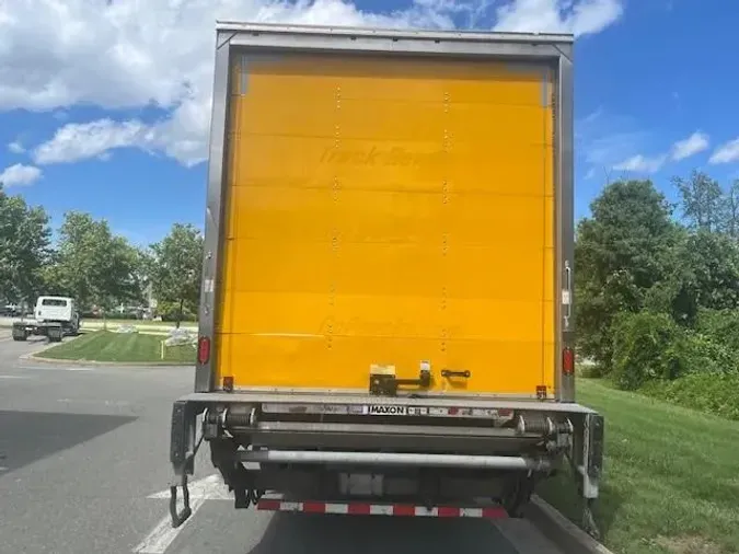 2019 Freightliner Business Class M2 106