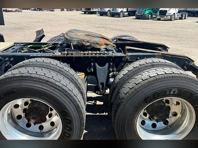 2022 INT LT625 6x4