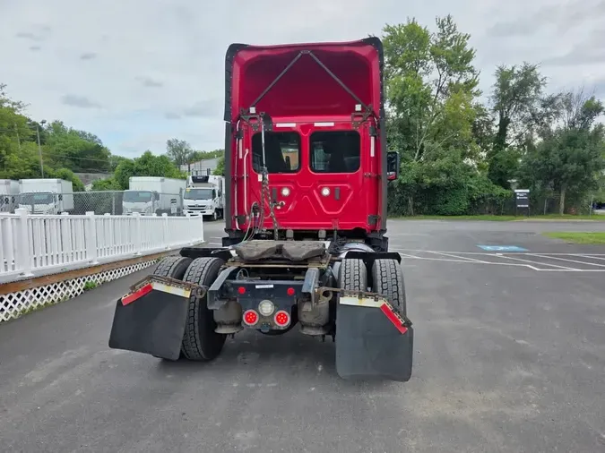 2019 FREIGHTLINER/MERCEDES CASCADIA 125
