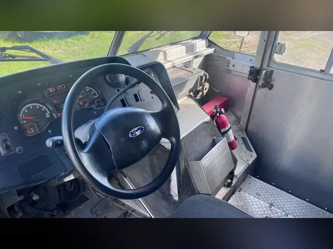 2014 FORD MOTOR COMPANY E450-SUPER DUTY