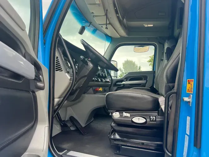 2022 Kenworth T680