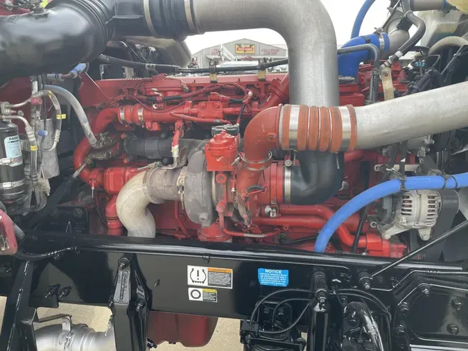 2022 Peterbilt 389d6bd6ff77bc7f7f3bcbfffda54861404