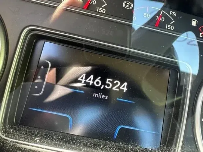2023 International LT625d6be8529fdcaa73aabf3ff4285f7474e