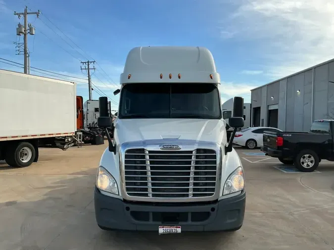2020 FREIGHTLINER/MERCEDES CASCADIA 125