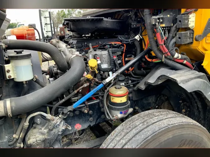 2019 INT LT625 6x4