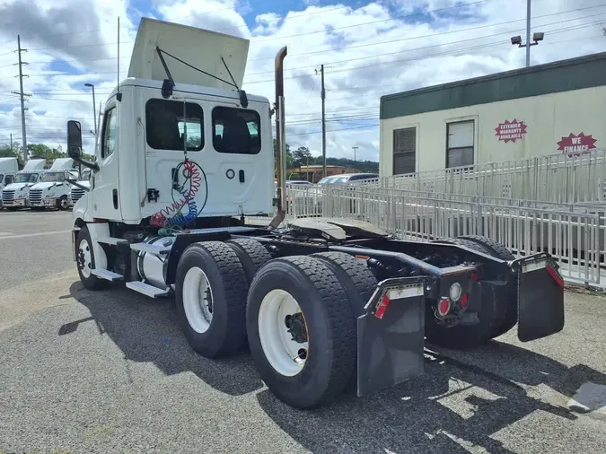 2020 FREIGHTLINER/MERCEDES NEW CASCADIA PX12664