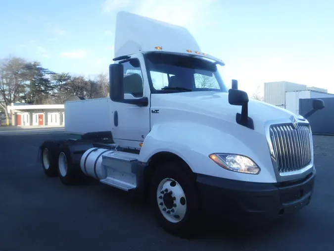 2019 NAVISTAR INTERNATIONAL LT625 DAYCAB T/A