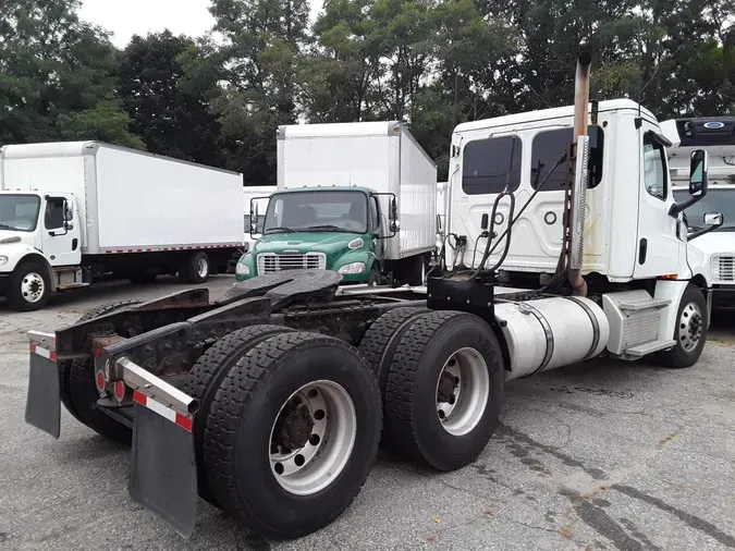 2019 FREIGHTLINER/MERCEDES NEW CASCADIA PX12664