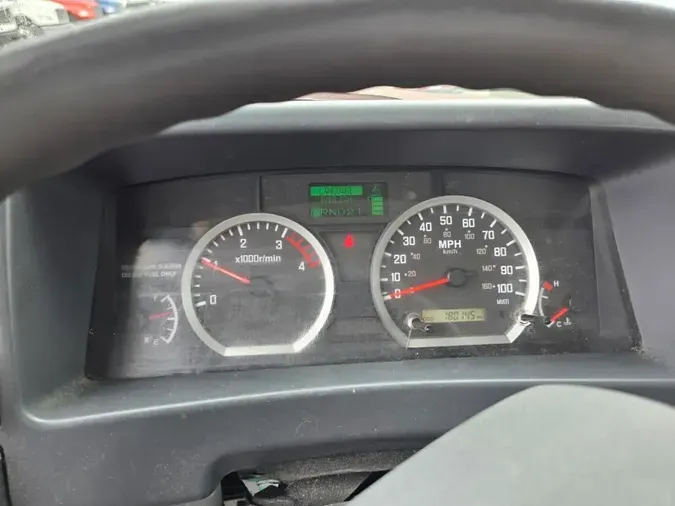 2018 ISUZU NQR