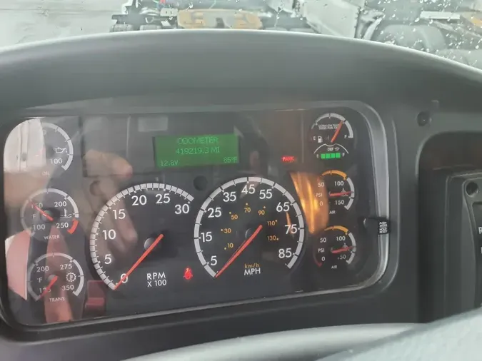 2022 FREIGHTLINER M2 106