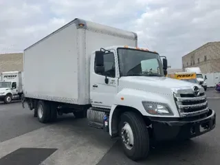 2016 HINO TRUCK 268