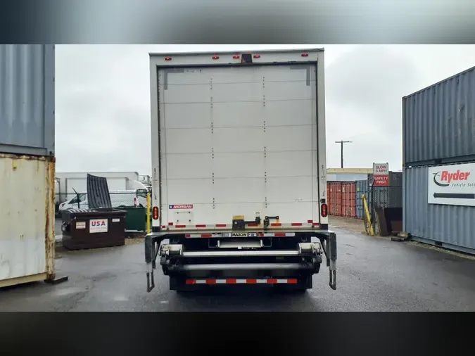 2019 FREIGHTLINER/MERCEDES M2 106
