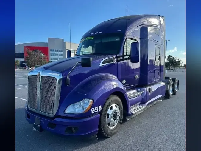 2021 Kenworth T680d6d96d51f4bd8f90d020a70a0c1c875e