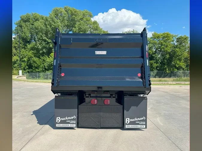 2020 VOLVO VNR64300