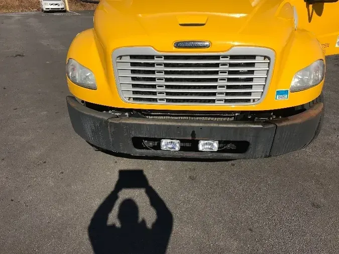 2018 Freightliner M2