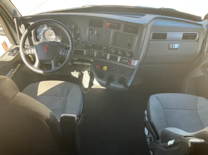 2022 Kenworth T680