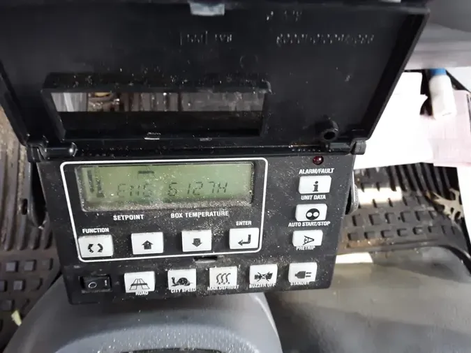 2017 ISUZU NPR