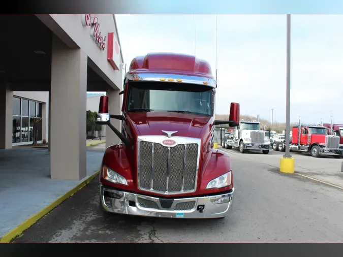 2023 Peterbilt 579
