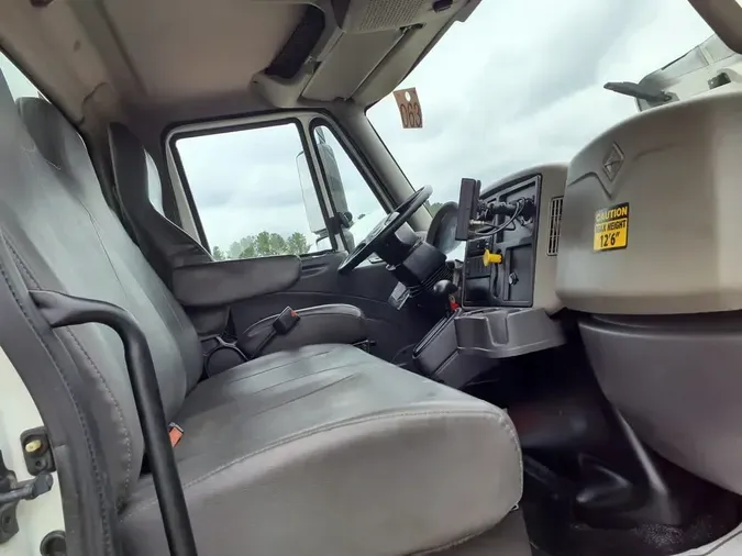 2018 NAVISTAR INTERNATIONAL 4300LP (4X2)