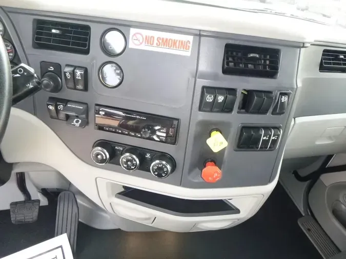 2020 Peterbilt 579