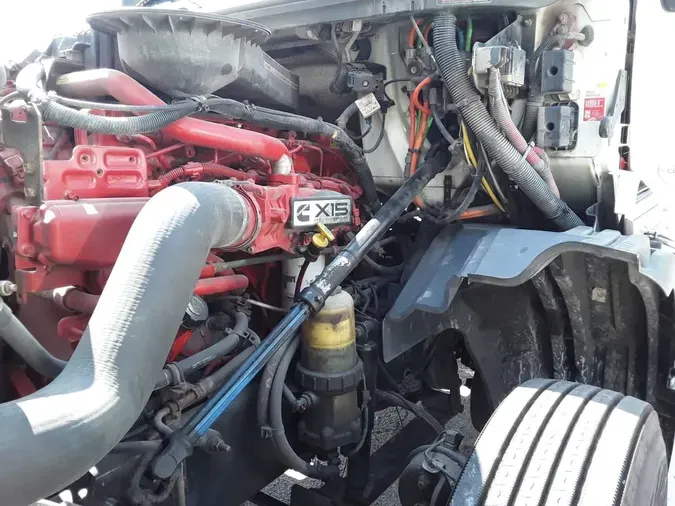 2019 NAVISTAR INTERNATIONAL LT625 DAYCAB T/A