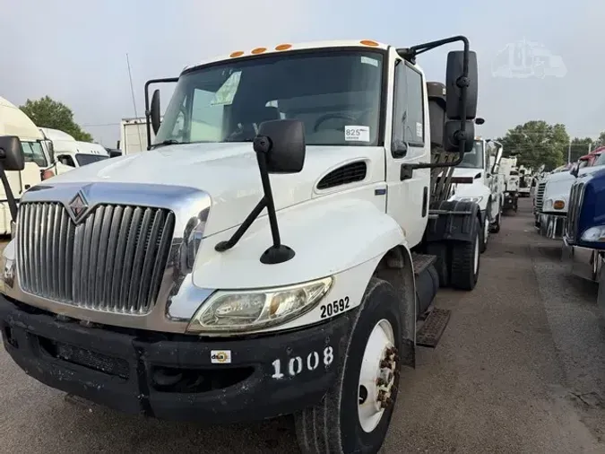 2009 INTERNATIONAL DURASTAR 4300