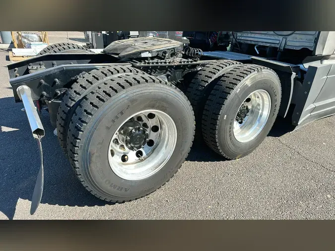 2024 Freightliner Cascadia 126