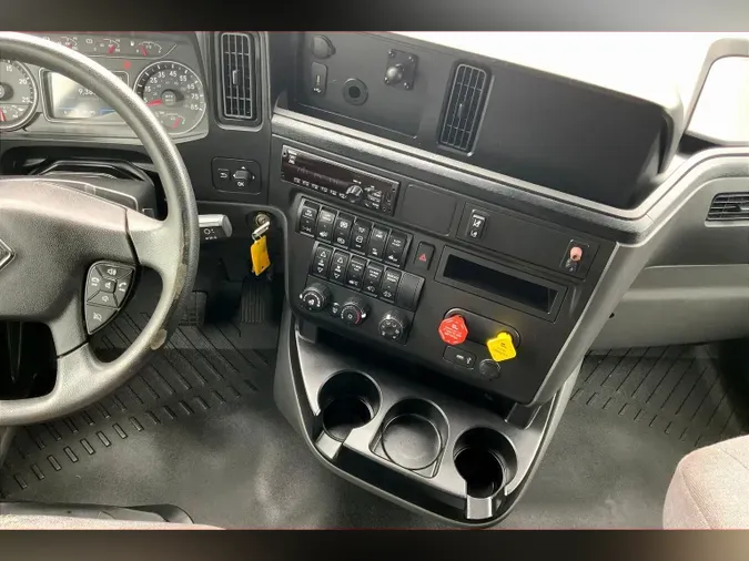 2021 INT LT625 6x4