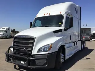 2021 FREIGHTLINER CA126