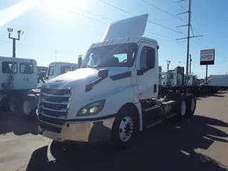 2019 FREIGHTLINER/MERCEDES NEW CASCADIA PX12664