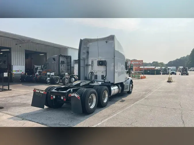 2021 Peterbilt 579d6f8e5d797087a111a249603ca90b0b1