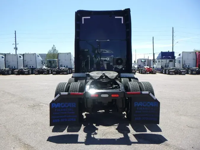 2022 Kenworth T680d6f913f20ea8d37da0bc8f89af8de604