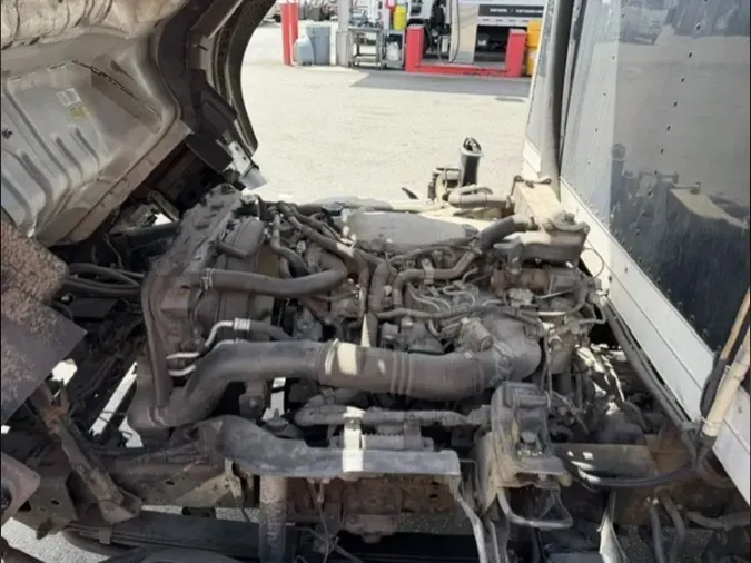 2017 ISUZU NPR