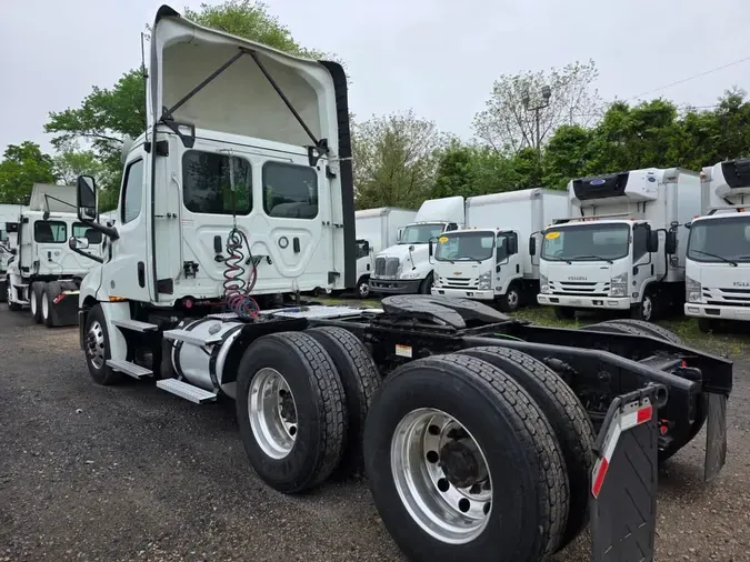 2019 FREIGHTLINER NEW CASCADIA PX12664