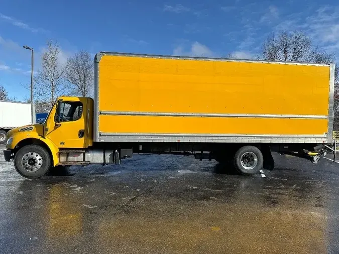 2018 Freightliner M2