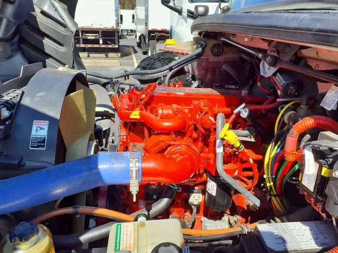 2021 FREIGHTLINER/MERCEDES M2 106d6fd174fae8500bedb3b5ef8ba3fd044