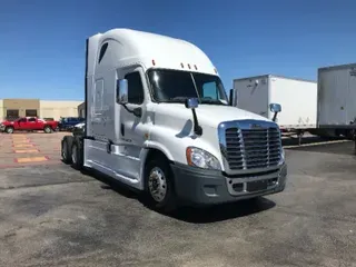 2016 FREIGHTLINER X12564ST