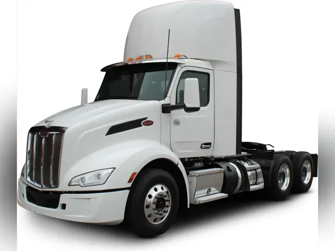 2022 Peterbilt 579d7010cacbdc45f88d1aba4b7ea5d2dd0